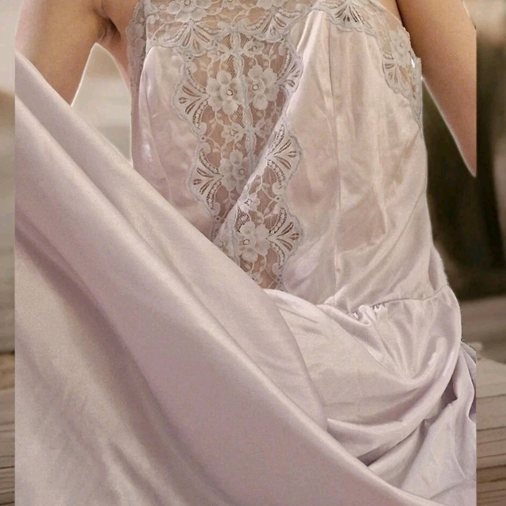 Elegant Lace Trim Satin Nightgown